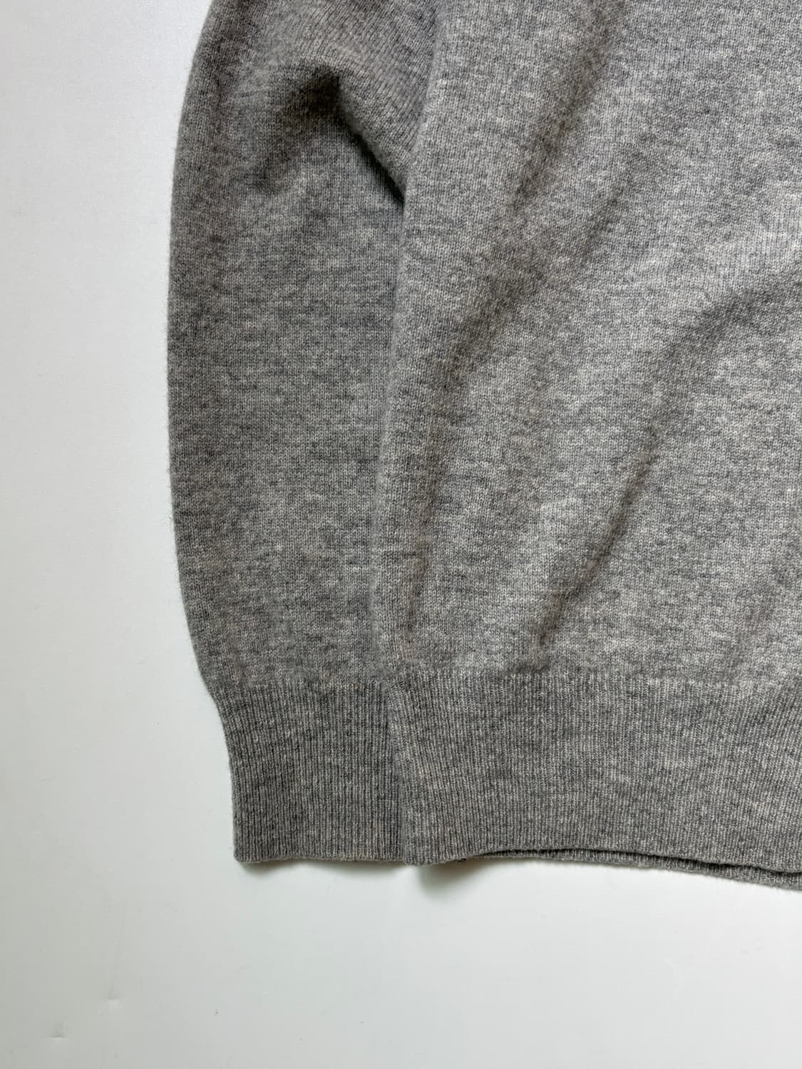 Comme des Garçons 꼼데가르송 와펜 그레이 브이넥 가디건 상품이미지5