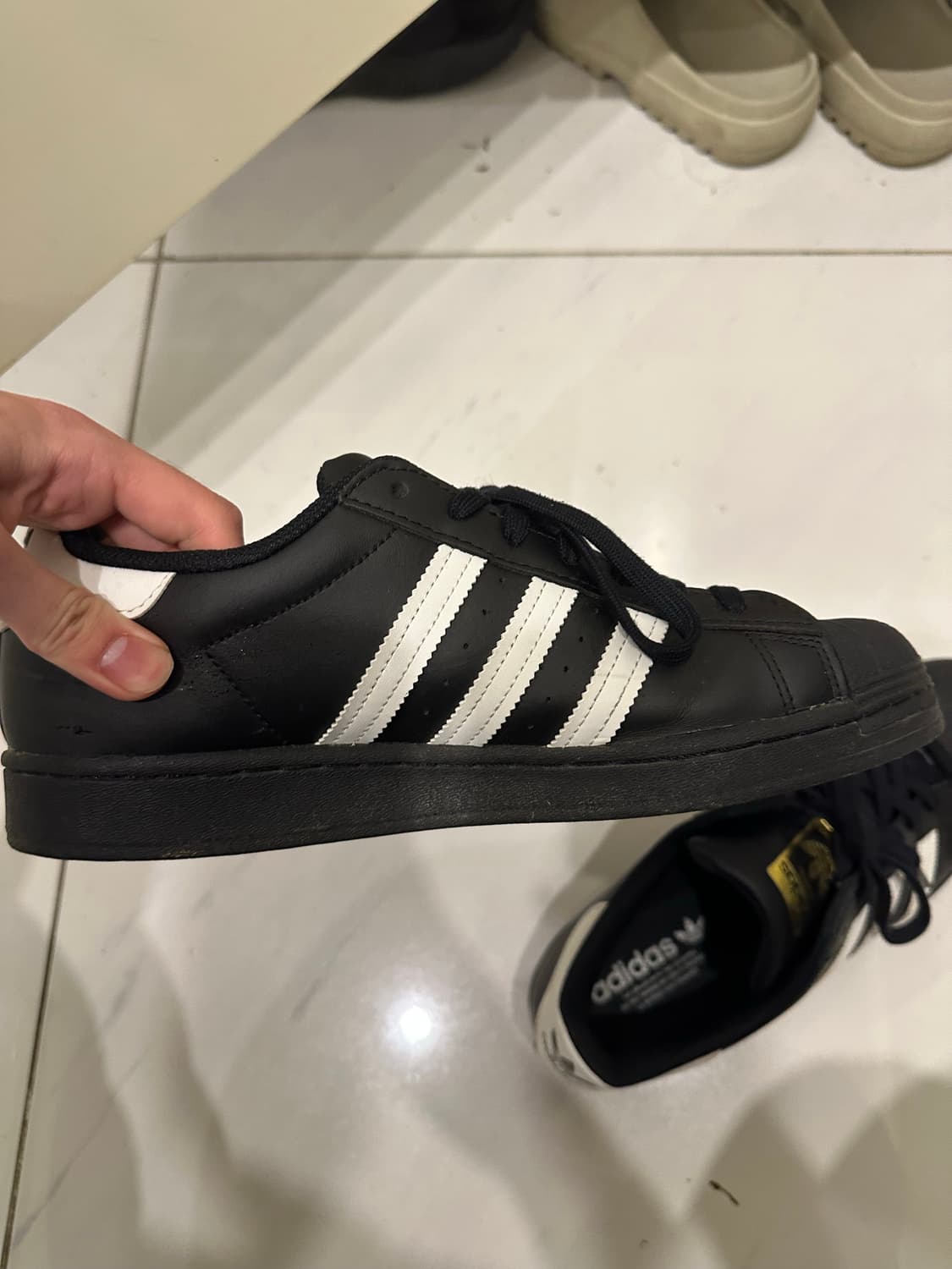 아디다스 슈퍼스타 블랙 270 상품이미지5