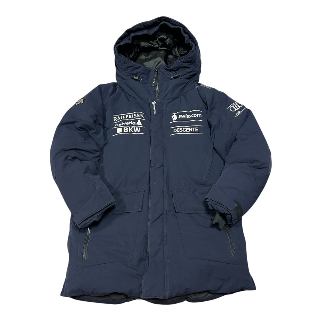 ✨ (바배) 데상트 대장급 스페셜라인 스위스스키팀 미드 덕다운 패딩  상품이미지1