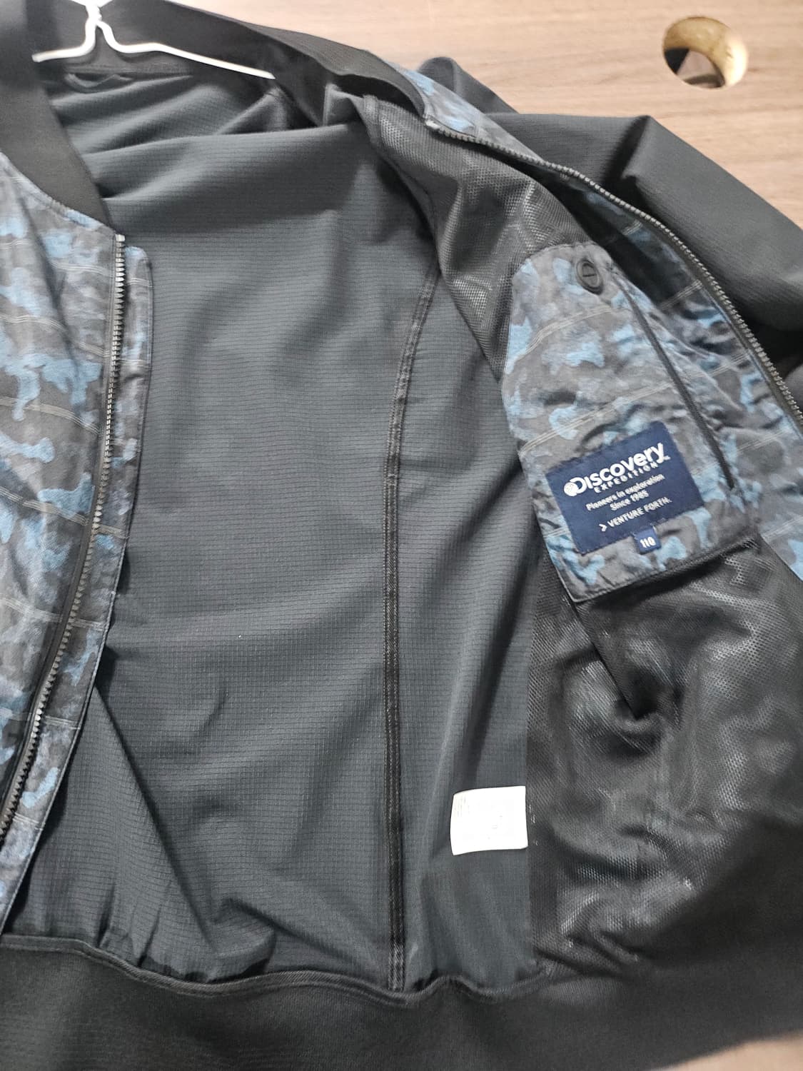 디스커버리 카모 봄버 바람막이 자켓 110 상품이미지3