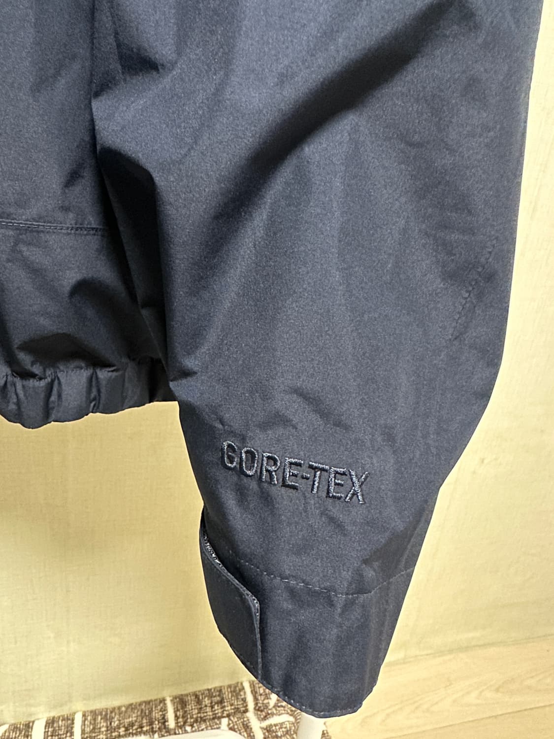 슈프림 고어텍스 자켓 25ss 상품이미지7