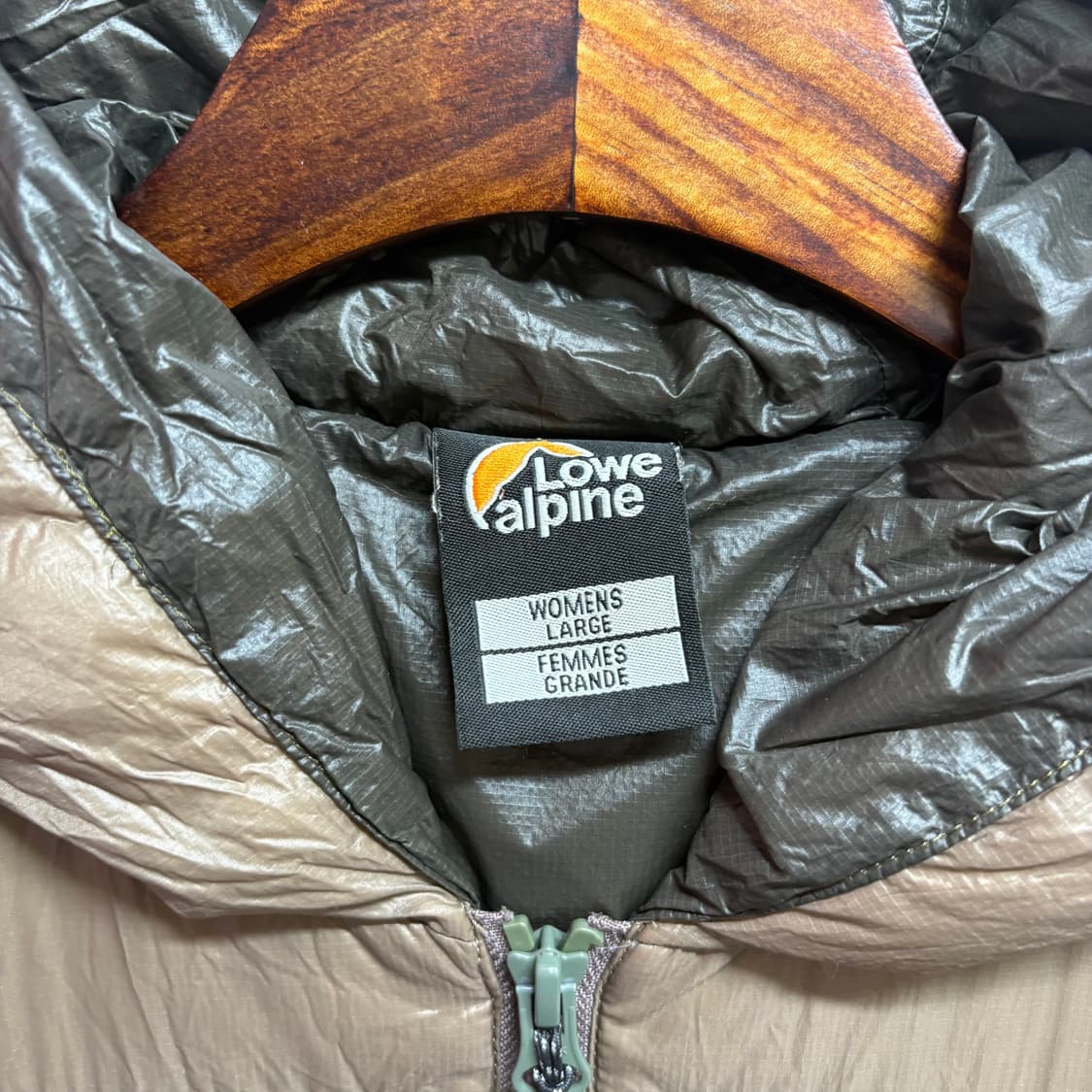 Lowe alpine 로우알파인 경량 후드 패딩  상품이미지3