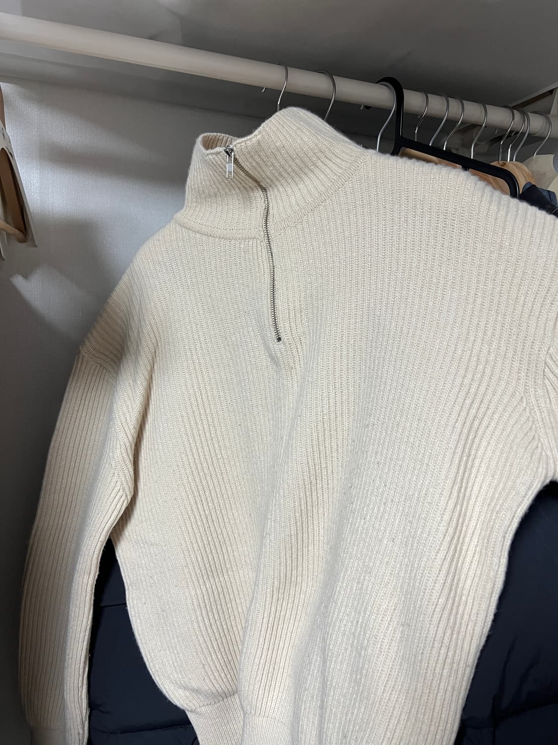 마티스 더 큐레이터 - 하프 집 니트 (오트밀)  상품이미지2