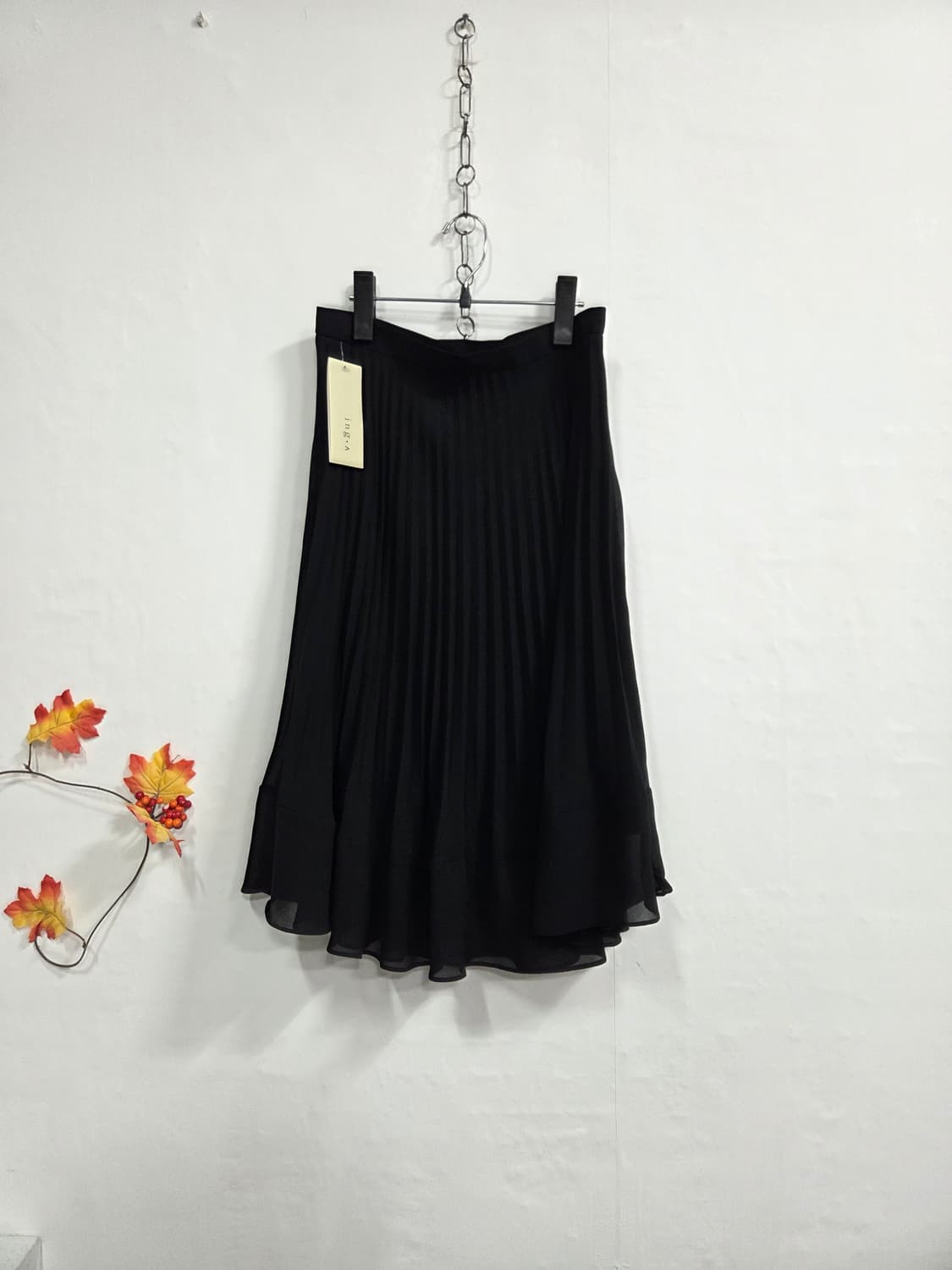 잉어 ing:a 블랙 플리츠 롱 스커트 29 상품이미지1