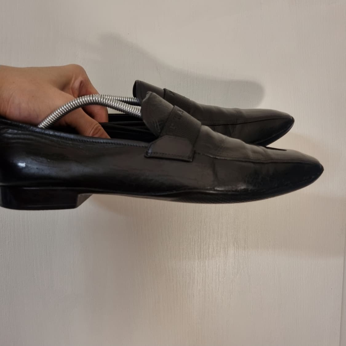 프라다 밴딩 로퍼 블랙 uk9 상품이미지3