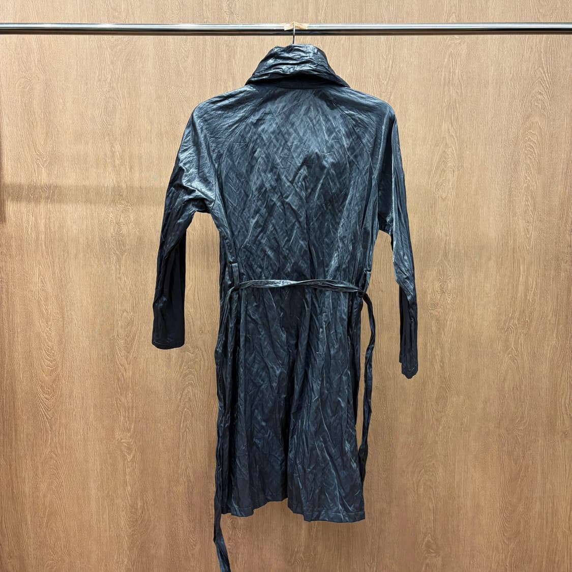 스피치오 숄카라 크링클 랩 코트 세로 주름 텍스처 허리 스트랩 그레이 상품이미지3