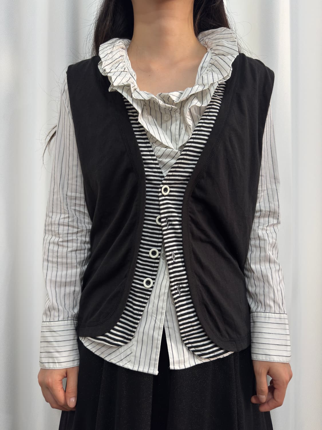 stripe detail vest 상품이미지1