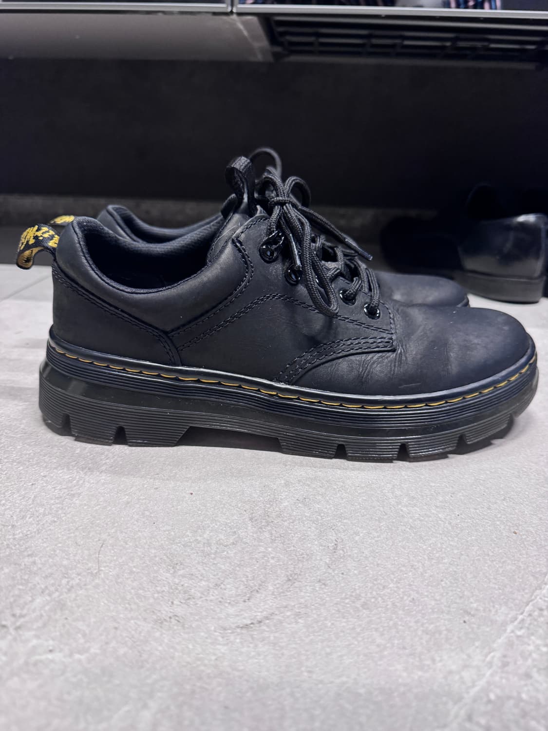 급처) 닥터마틴 리더 와이오밍 레더 상품이미지2