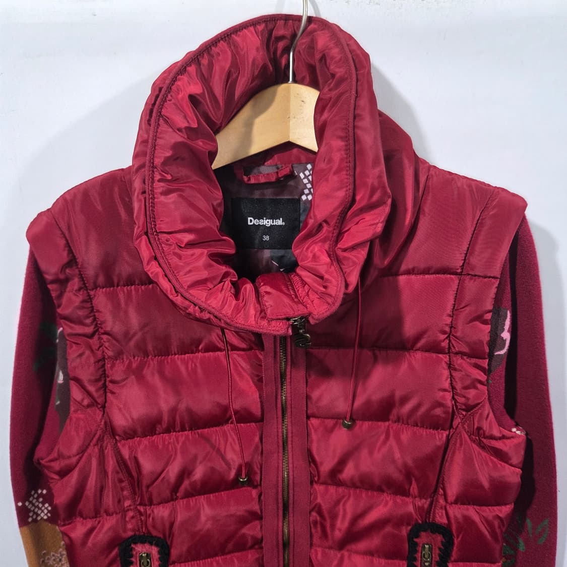 [Desigual] 데시구알 오리엔탈 플라워 베스트 점퍼 상품이미지3