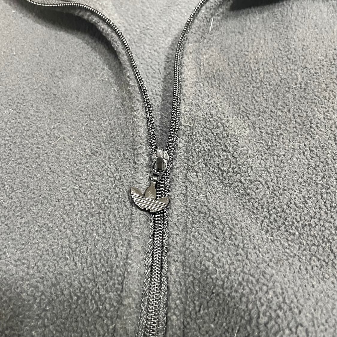 아디다스 오리지날 블랙 반집업 플리스 티셔츠 남성XL 상품이미지3