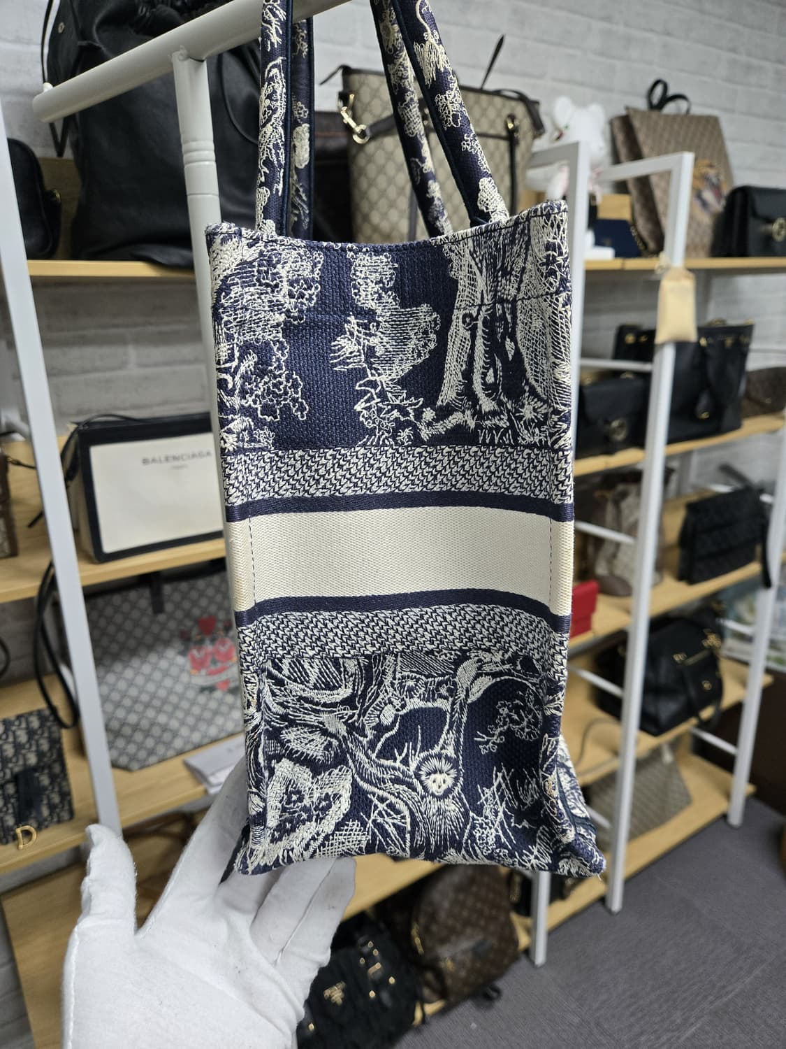 [A급컨디션]디올 트와일라잇 북토트백 미듐 상품이미지2