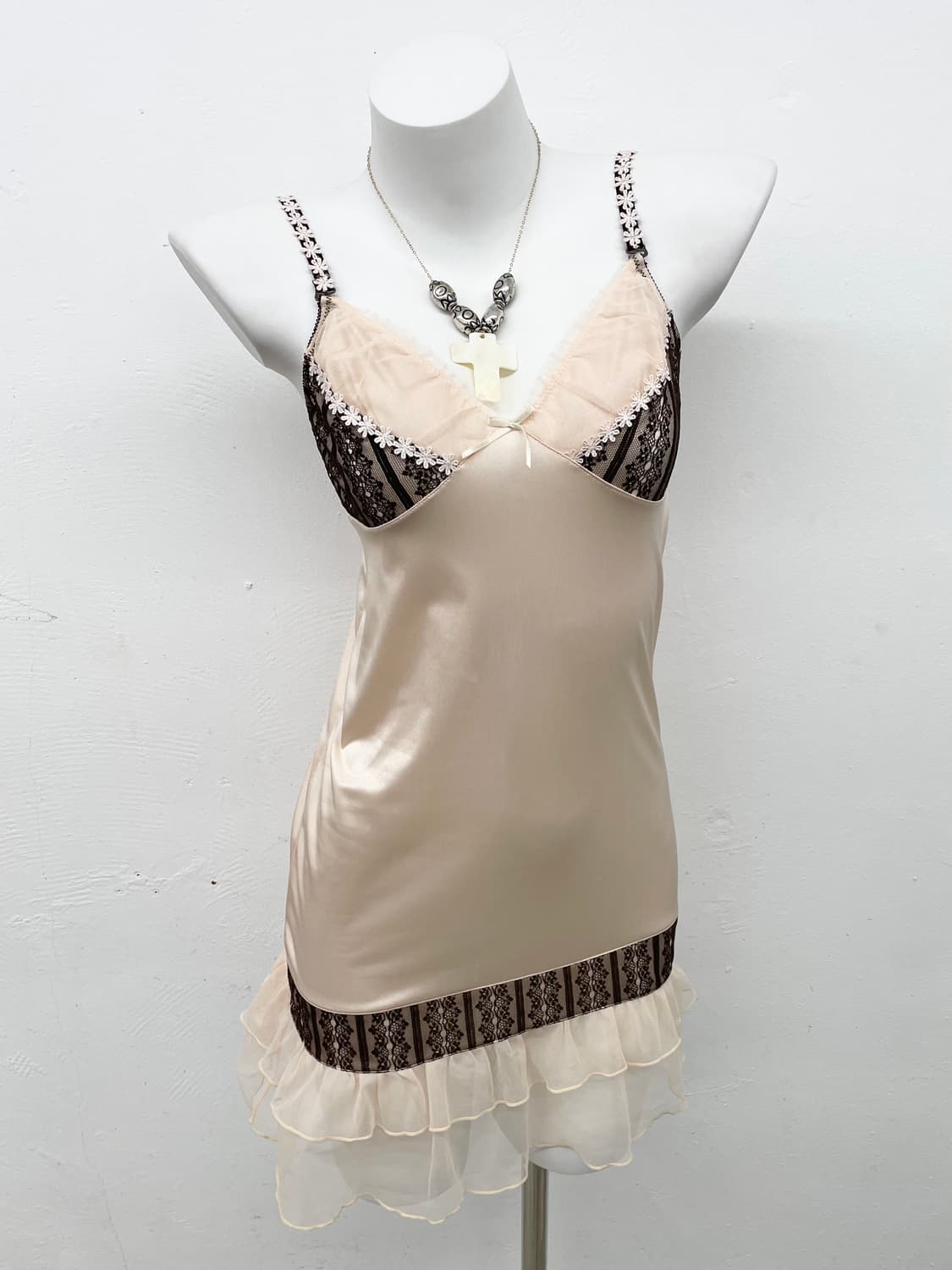 핑크모카 레이스 프릴 슬립 상품이미지1