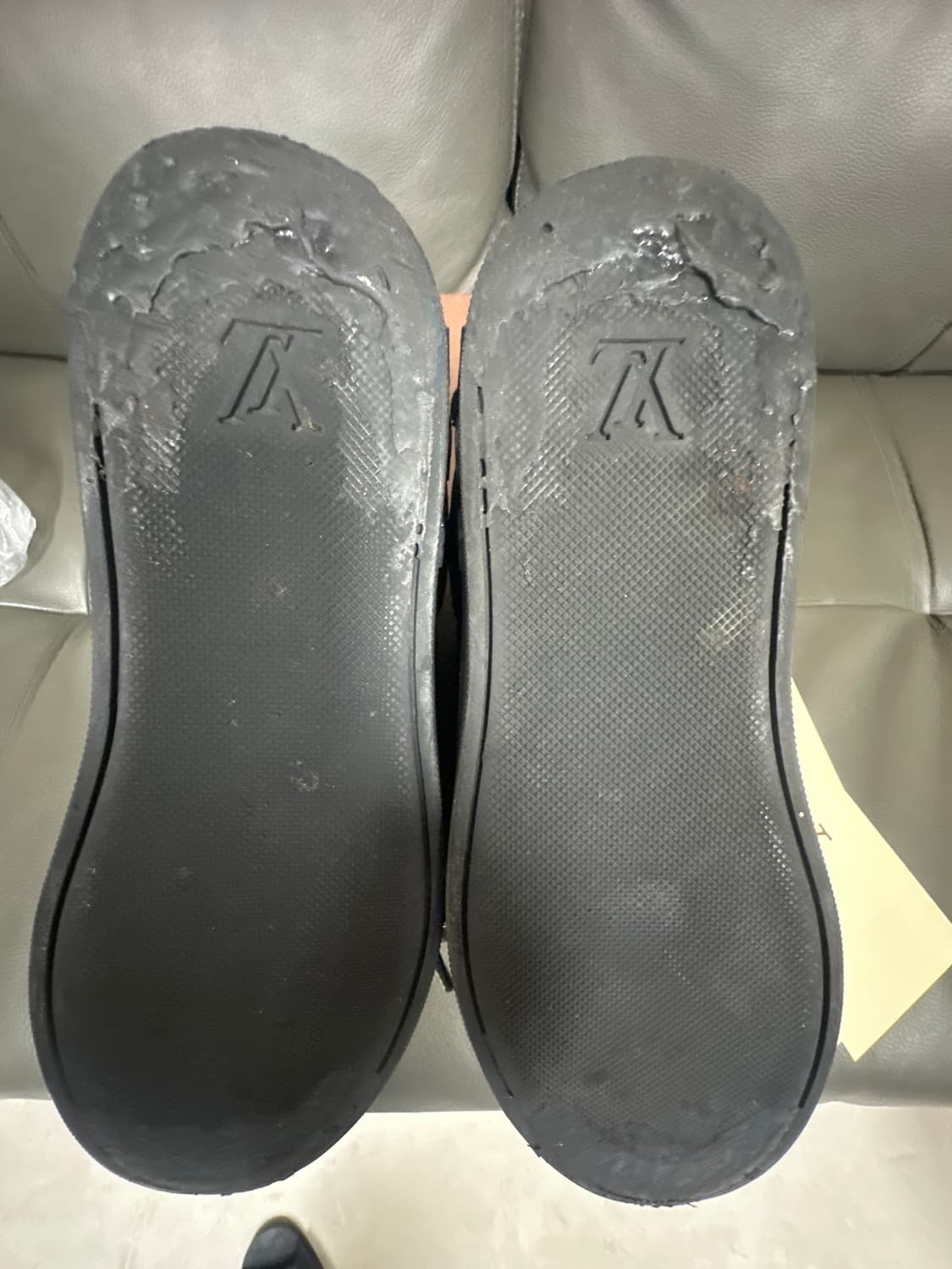 루이비통 칸예 돈스 블랙 상품이미지4