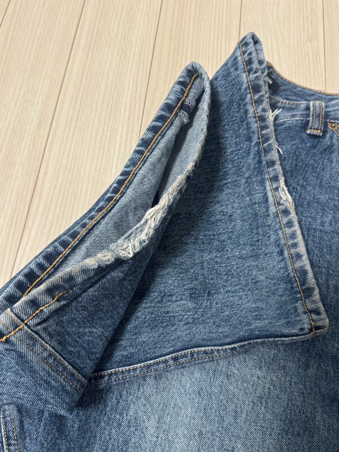 해칭룸 와이드커브진 연청 4사이즈 상품이미지3