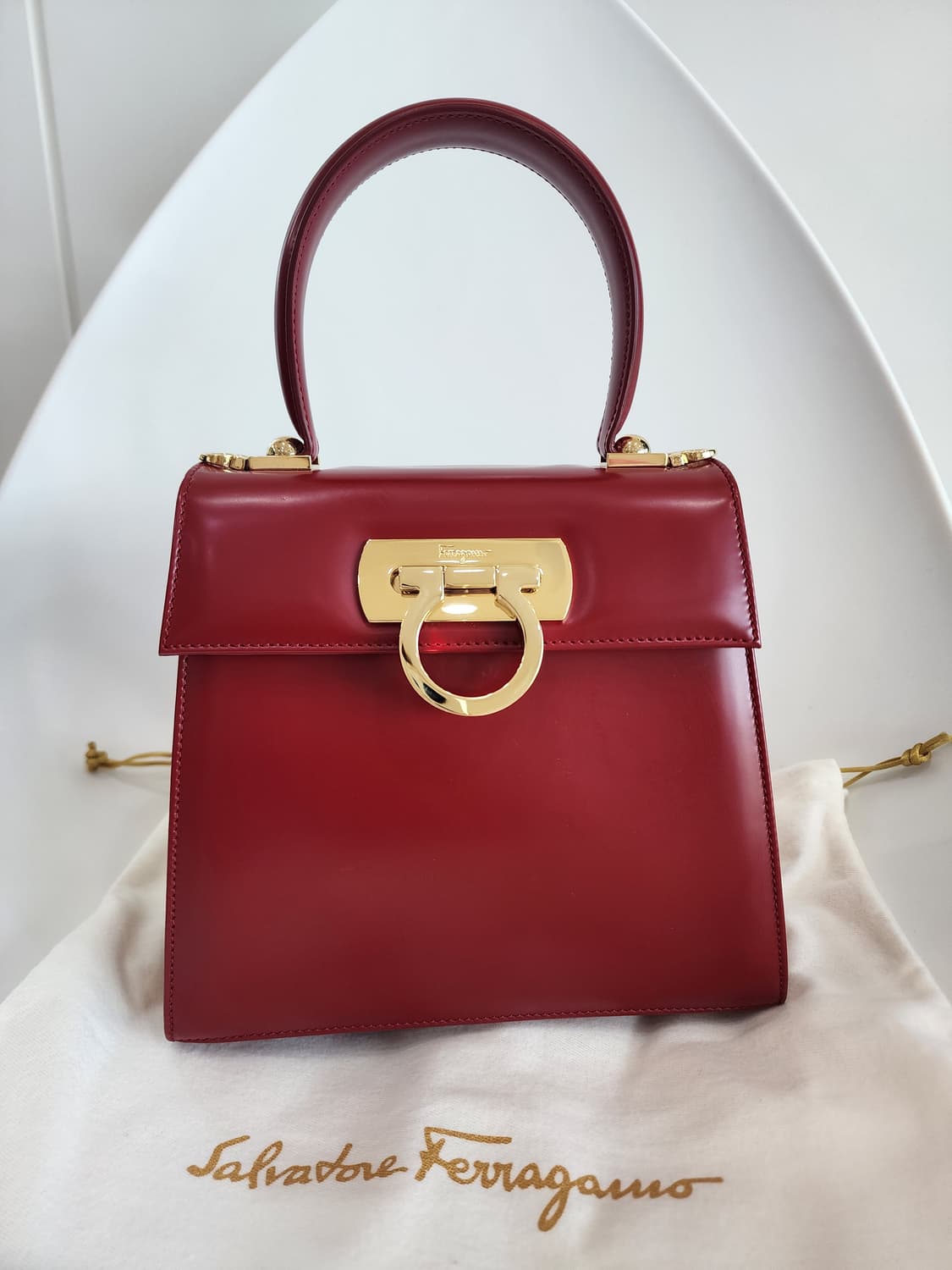 페라가모 탑핸들 켈리백(스몰) 상품이미지1