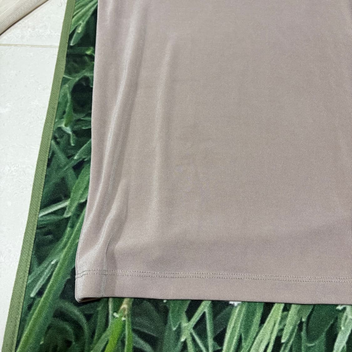 미스치프 메쉬 탑 베이지 상품이미지4