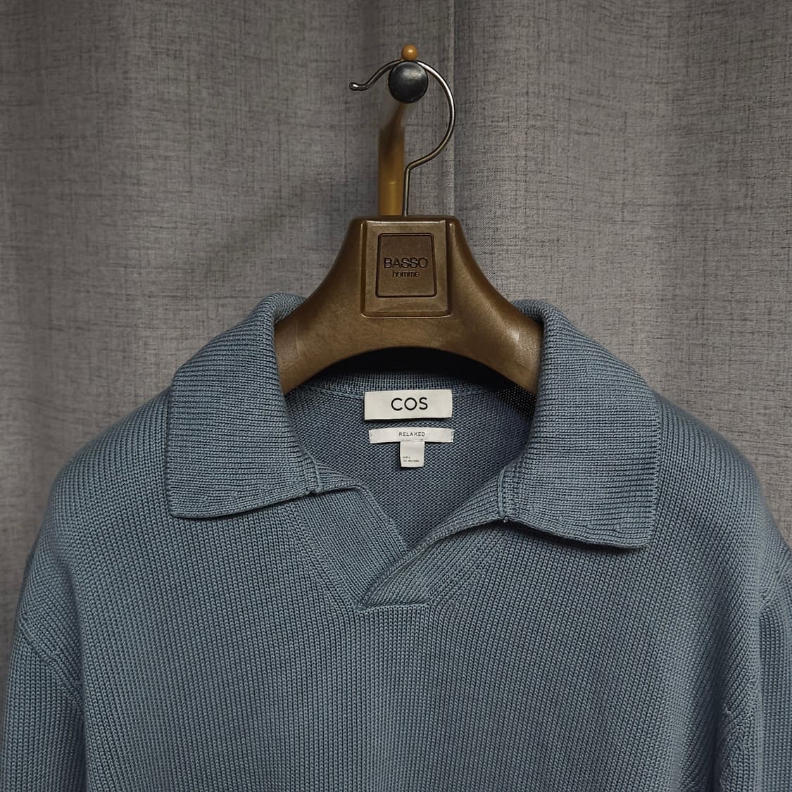 L ) COS 릴렉스드핏 오픈카라넥 니트 상품이미지2