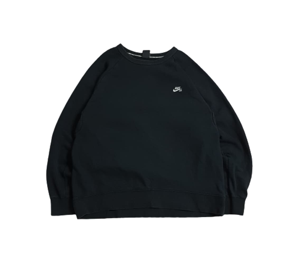 나이키 스우시 오버핏 데일리 블랙 맨투맨 상품이미지2