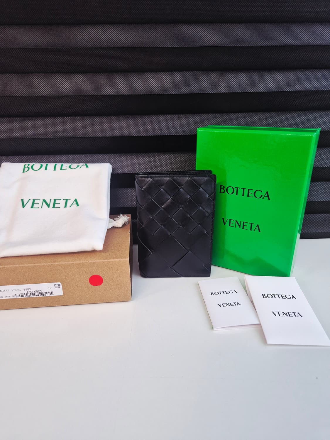 보테가 베네타 안트레치아토 플랩 카드 케이스 (상태 매우 좋아요) 상품이미지1