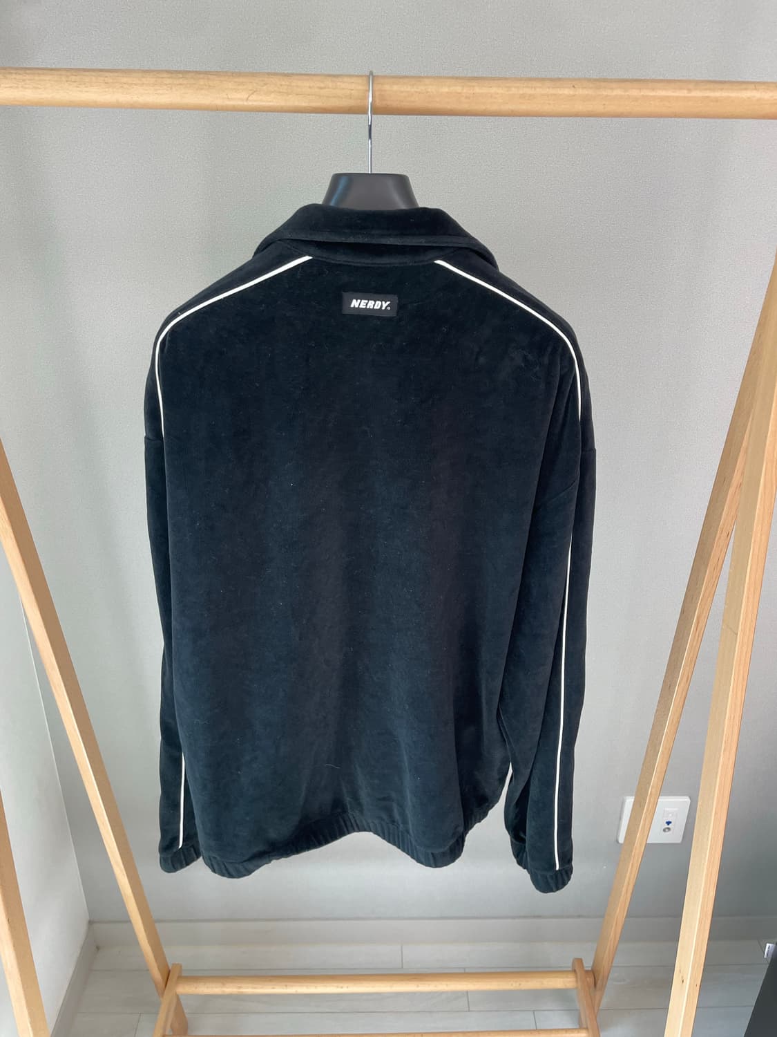 널디 벨루어 트랙 집업 상품이미지5