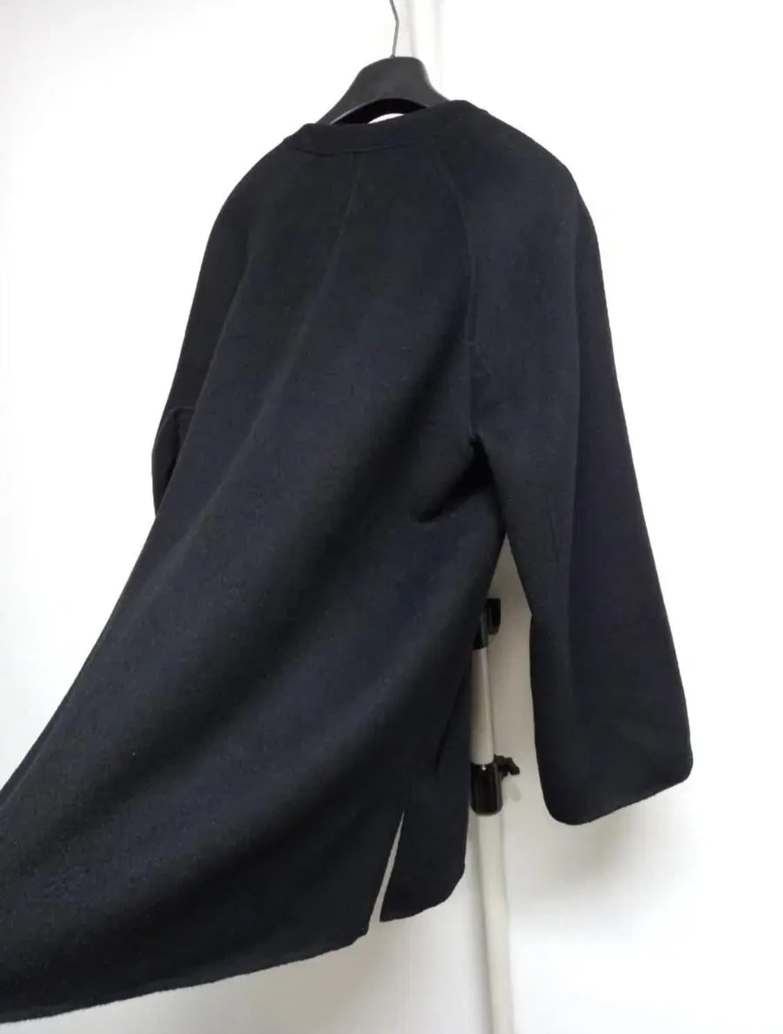 아니베에프 핸드메이드 블랙 하프코트 66.77 상품이미지5