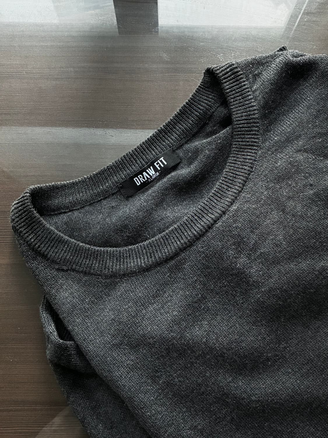 (L) 드로우핏 실크 라운드 풀오버 니트 [CHARCOAL] 판매 상품이미지9