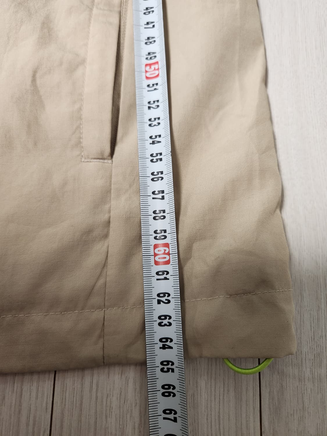 아디다스 W.N.D 러닝 바람막이 사이즈100(L)

옷은 예쁜데 로고  상품이미지4