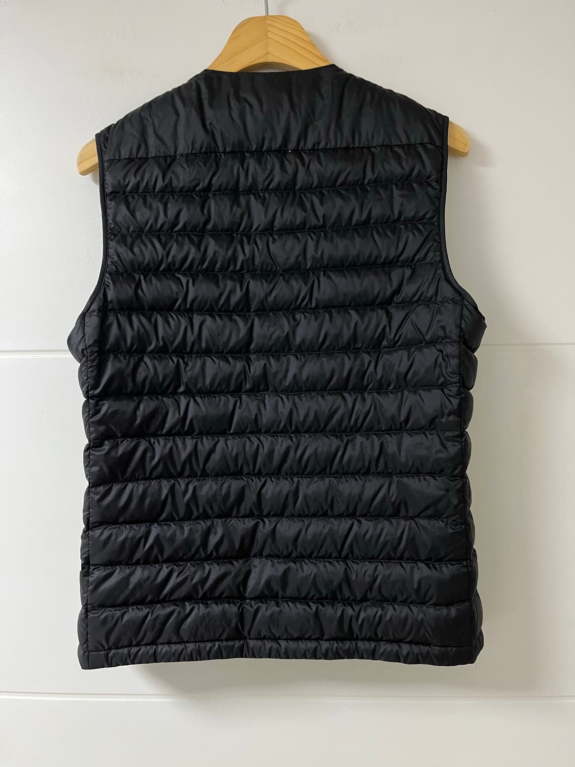 유니클로 경량 패딩 조끼 상품이미지2