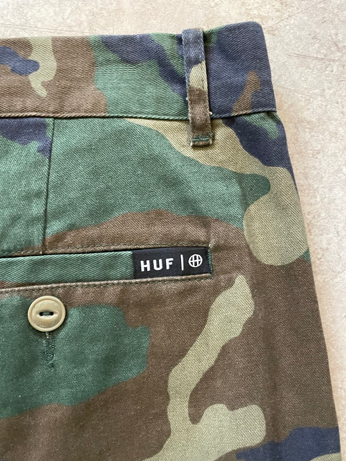 HUF 허프 카모 반바지 상품이미지5