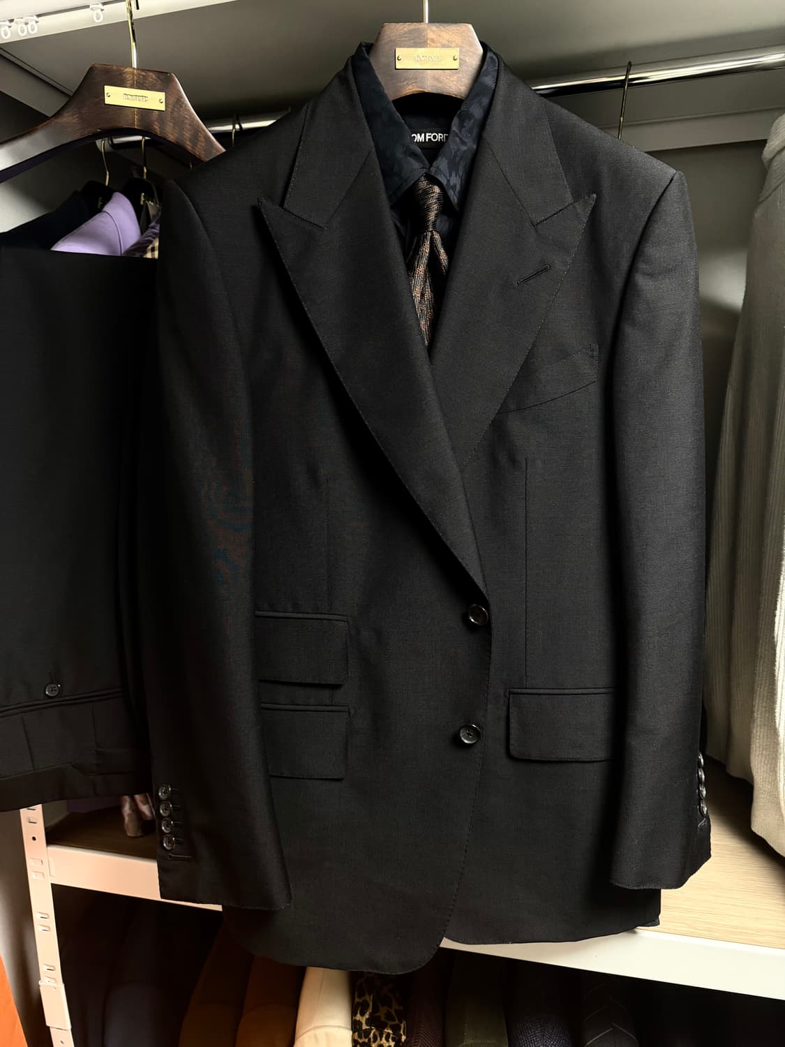 (명작,강추👍)톰포드 블랙 모헤어 윈저 수트 52 상품이미지2