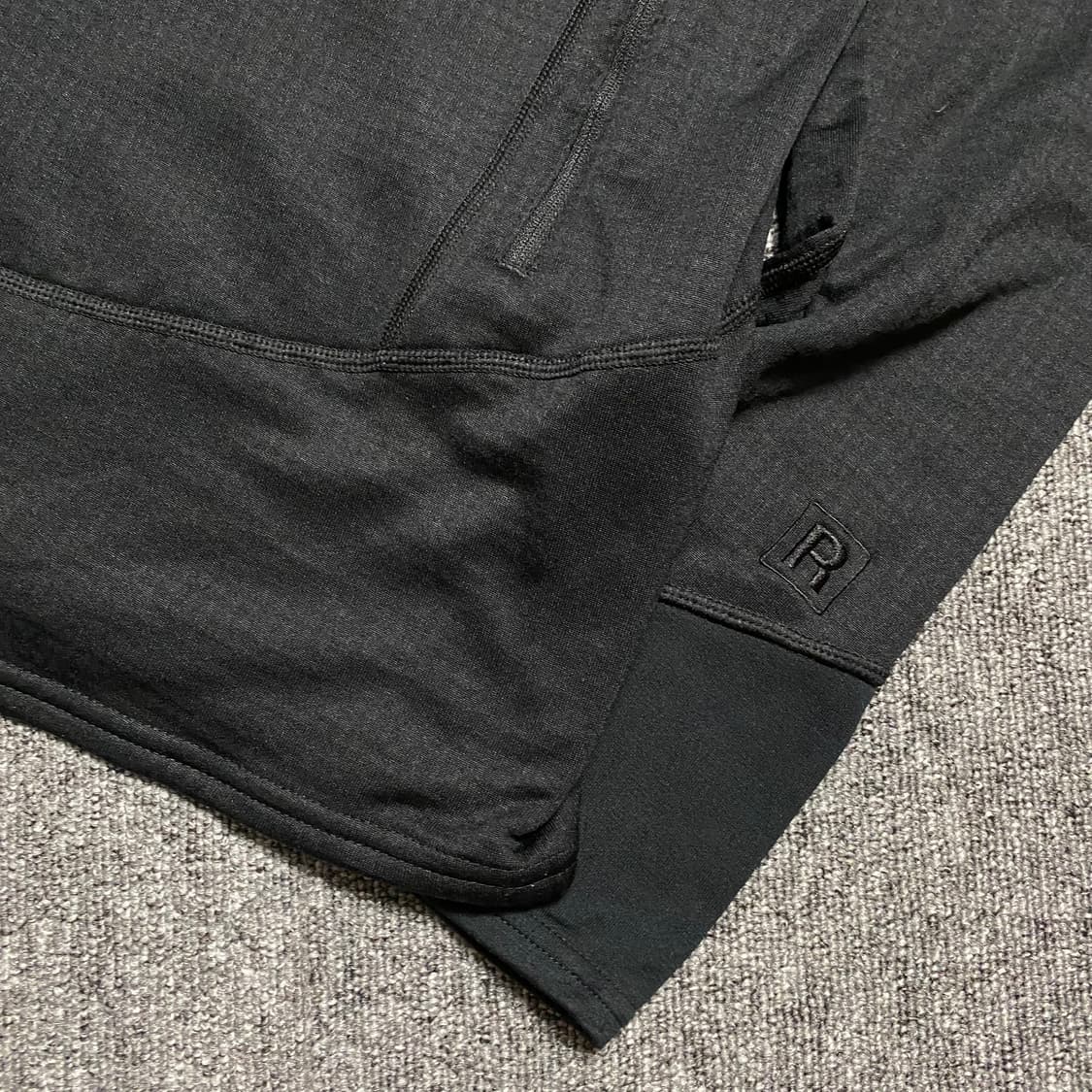 🌊 Patagonia R1 Zip-up Black XL 상품이미지4