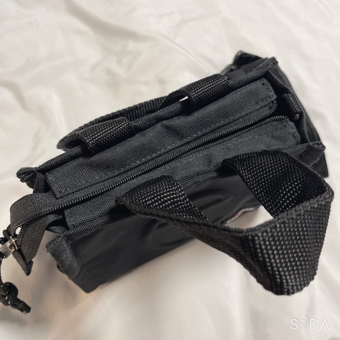 이스트팩 x 텔파 블랙 쇼퍼백 미니 상품이미지3