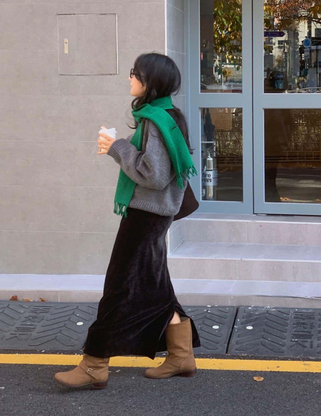 thekimo 더키모 Lynn 린 벨벳 롱스커트 블랙 새상품 상품이미지4