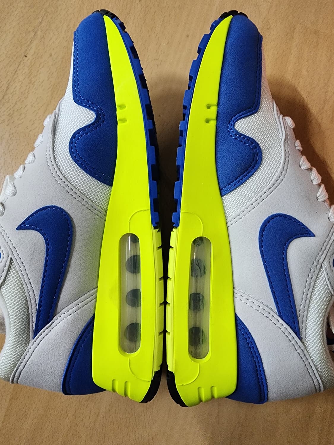 나이키 에어맥스 1 '86 OG 로얄 볼트 상품이미지3