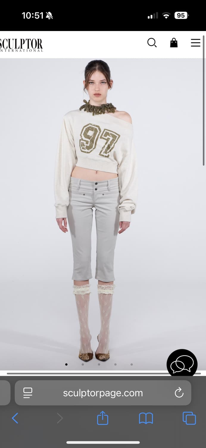 스컬프터 숄더 Off-Shoulder Cropped Sweatshirt 상품이미지4
