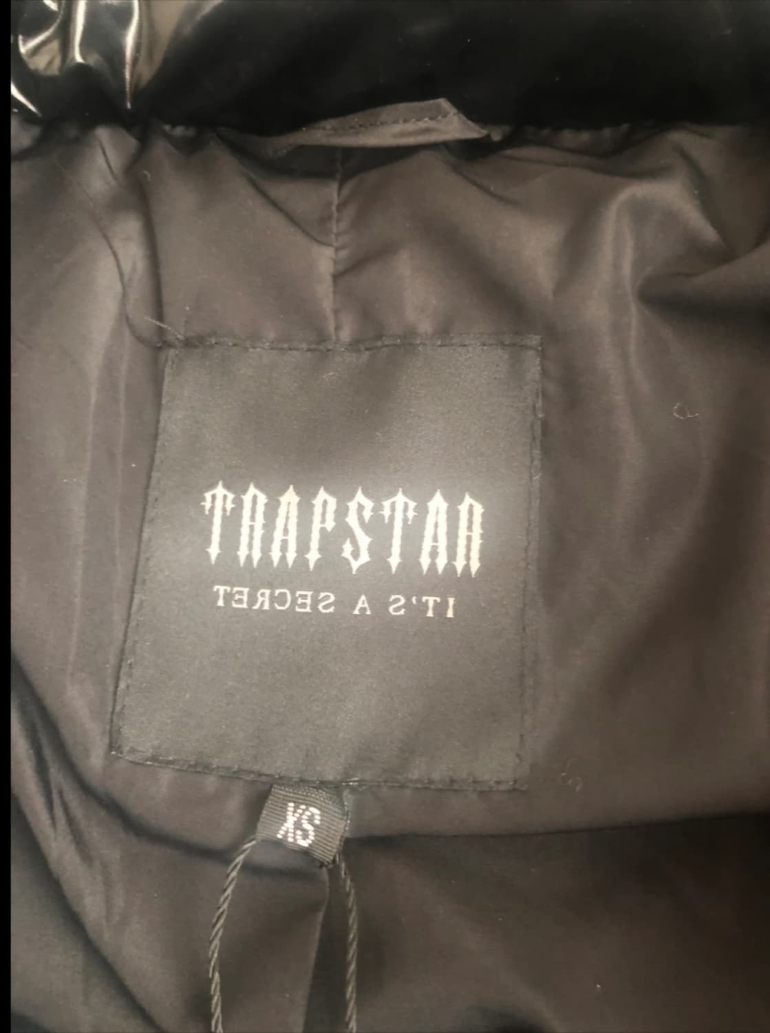 트랩스타 샤이니 패딩 상품이미지3