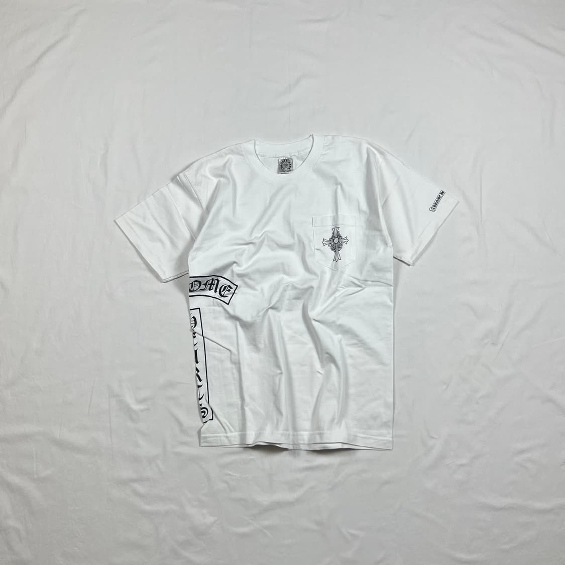 90‘s 크롬하츠 chrome hearts 포켓 로고 반팔티 상품이미지1