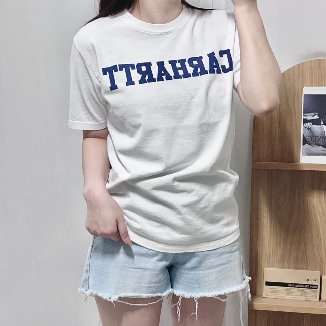 [정품] 칼하트 아이보리 네이비 일자로고 반팔티 [ S ] 상품이미지1