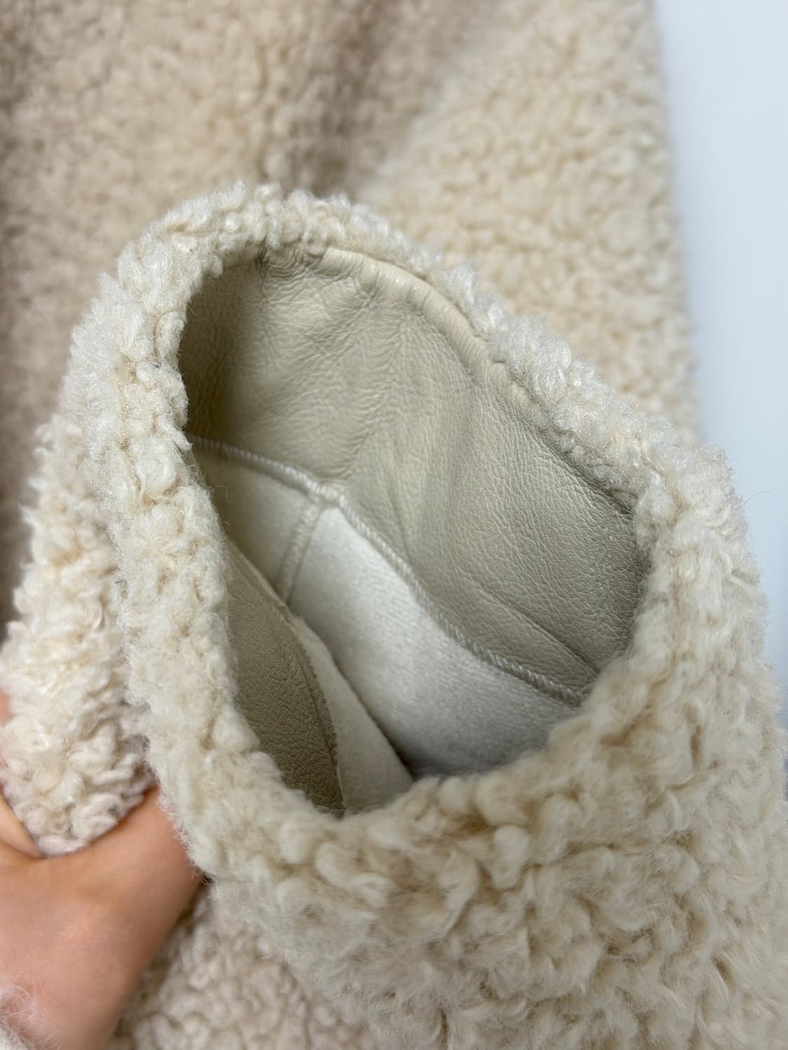 OUNCE 온스 포슬린 퍼 자켓 양털 무스탕 상품이미지5