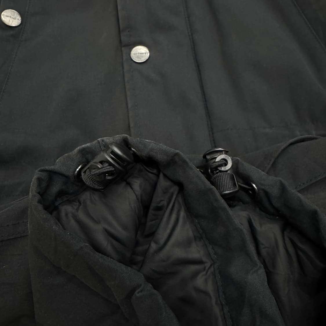 칼하트 WIP 가죽패치 트래퍼 파카 상품이미지6