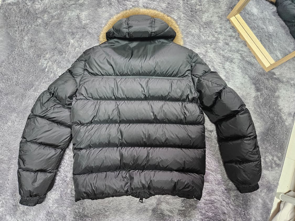 몽클레어 마르크 패딩 블랙 3 상품이미지3