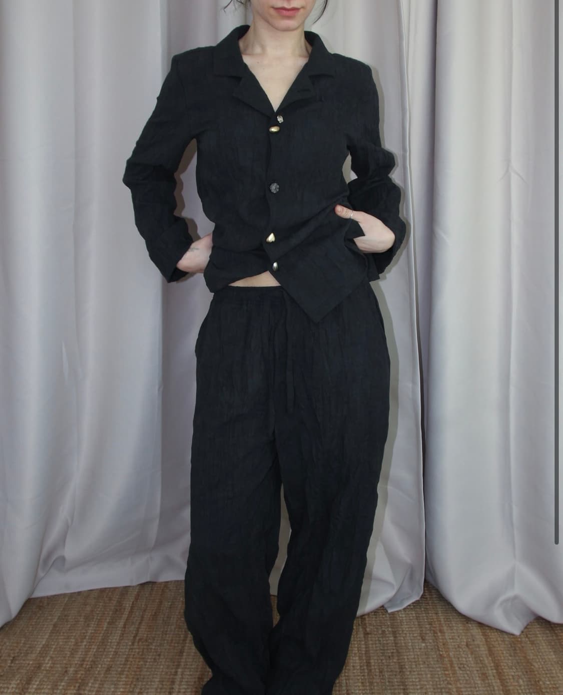 아모르사이 WRINKLE WIDE TROUSERS - BLACK  상품이미지1