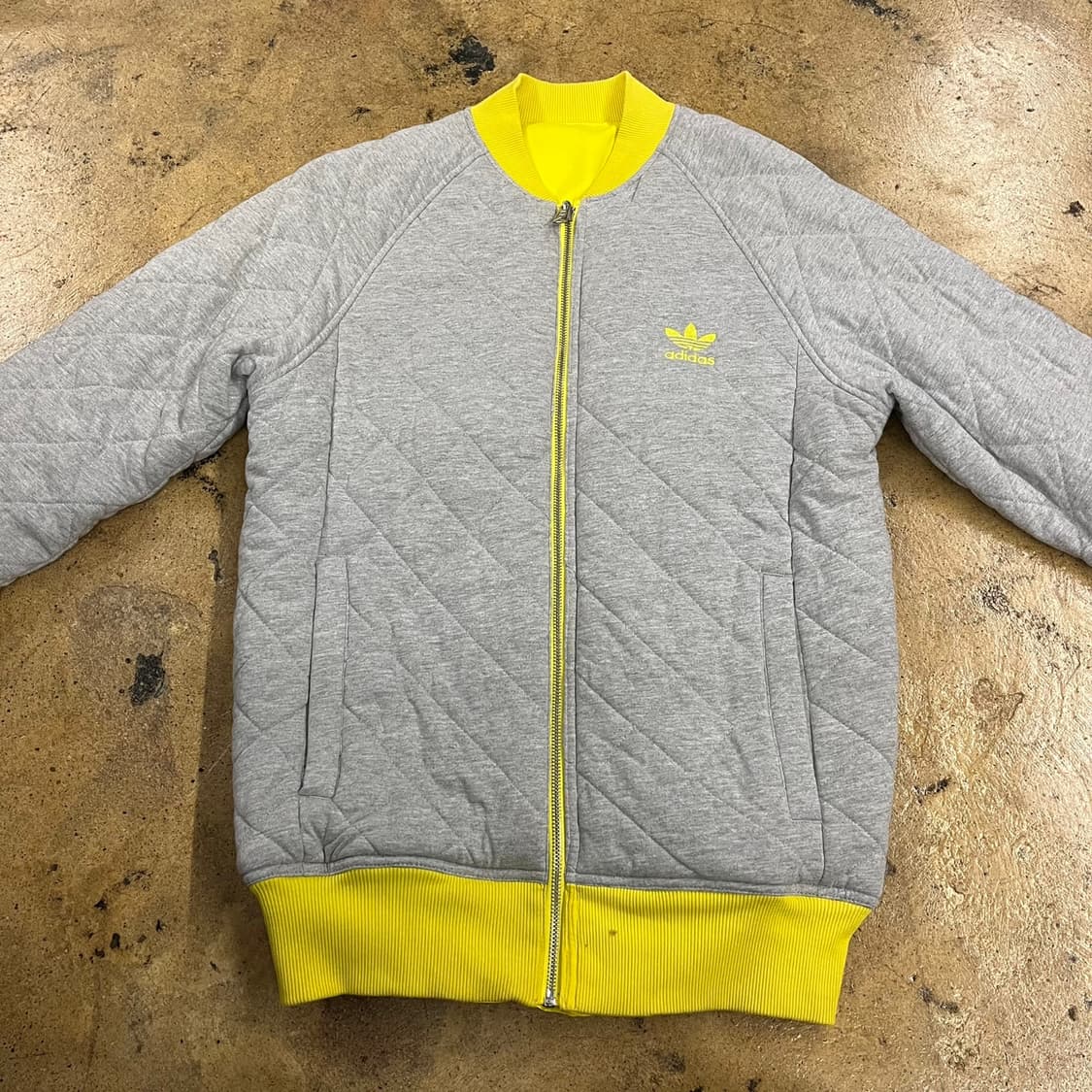 [정품/100] 아디다스 양면 퀼팅 자켓 회색 노란색 b16 상품이미지3