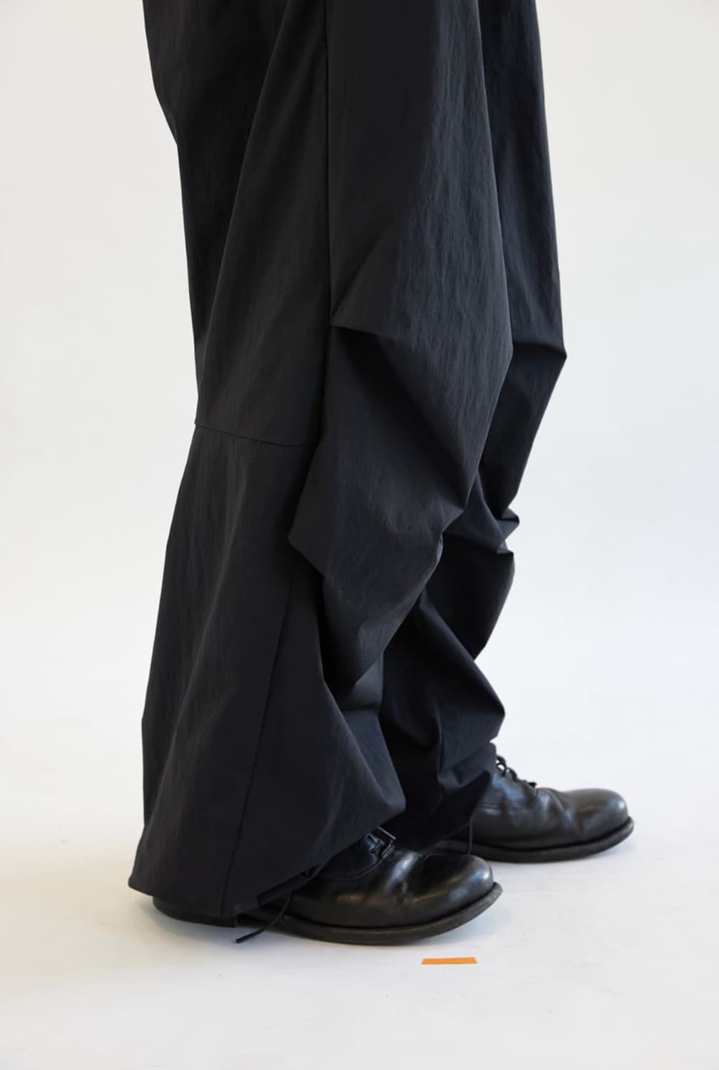 해칭룸 스노우 오버 팬츠 블랙 3 상품이미지5