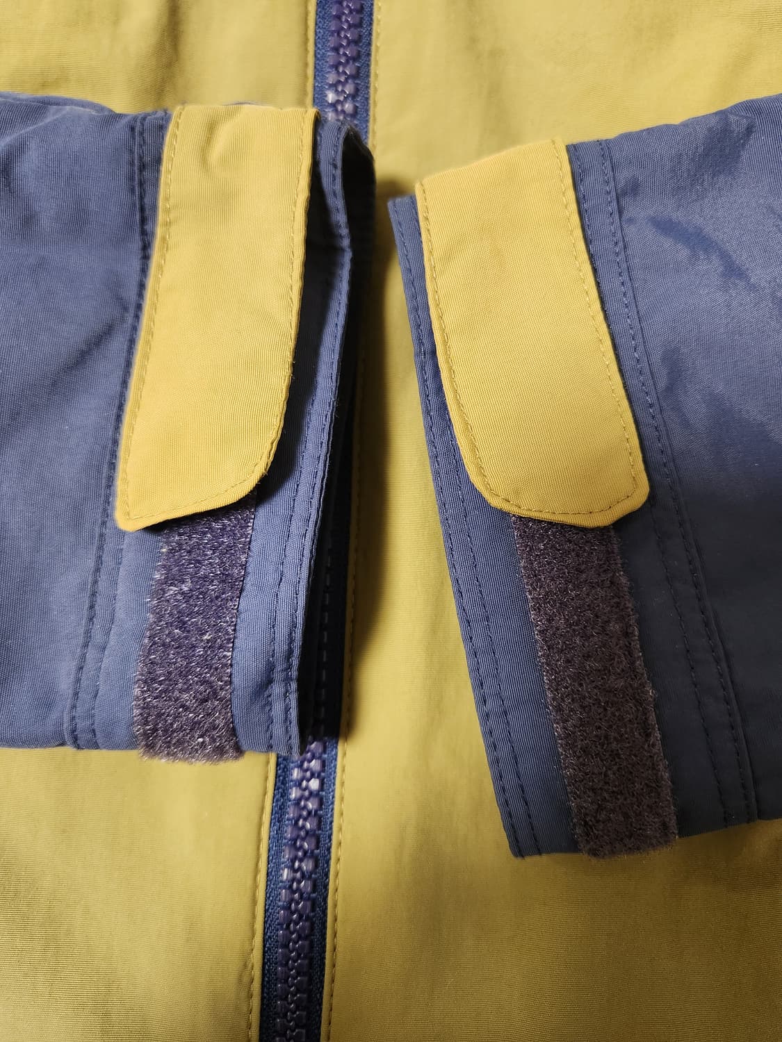 네파 여성 등산 방풍 바람막이 자켓 사이즈95 m

사진처럼 사용감 거의 상품이미지8