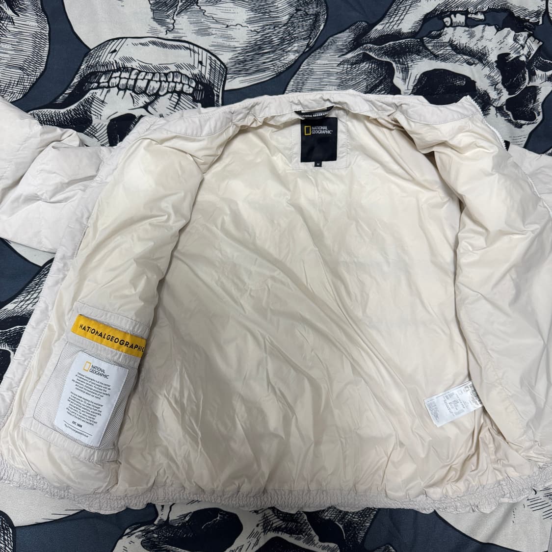 내셔널지오그래픽 노카라 경량 패딩 95 M사이즈 상품이미지5