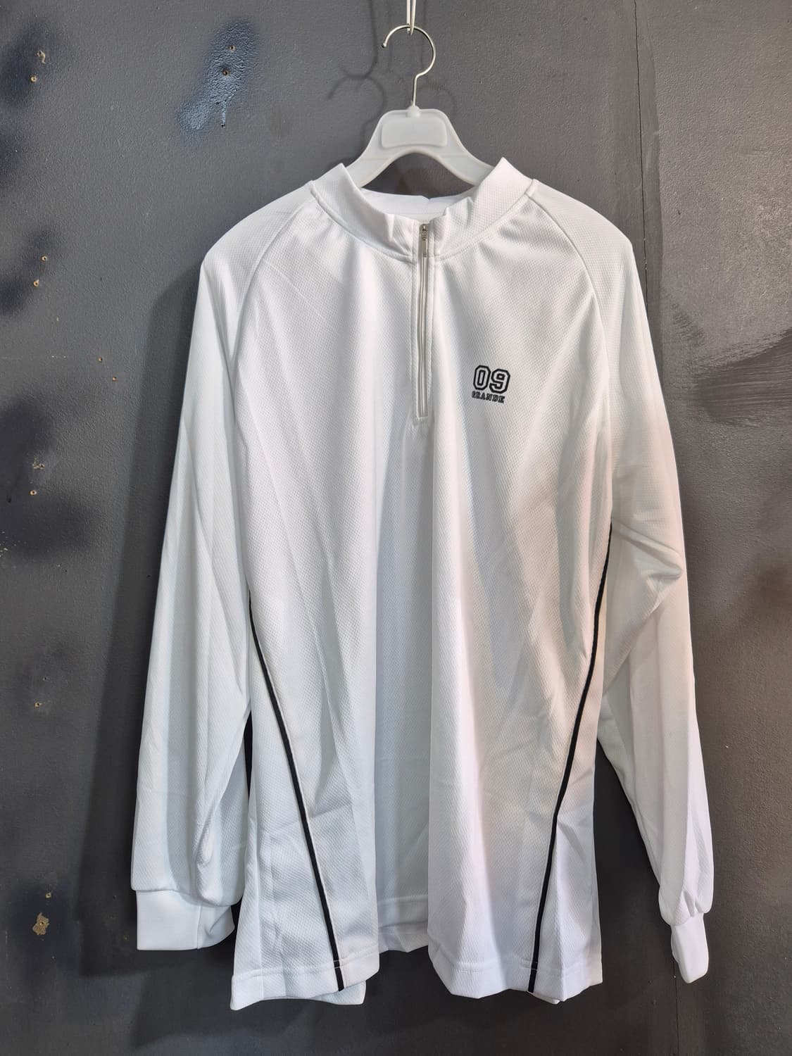 화이트 LL 사이즈 폴리에스터 100% 티셔츠 텍달림 새상품 상품이미지1