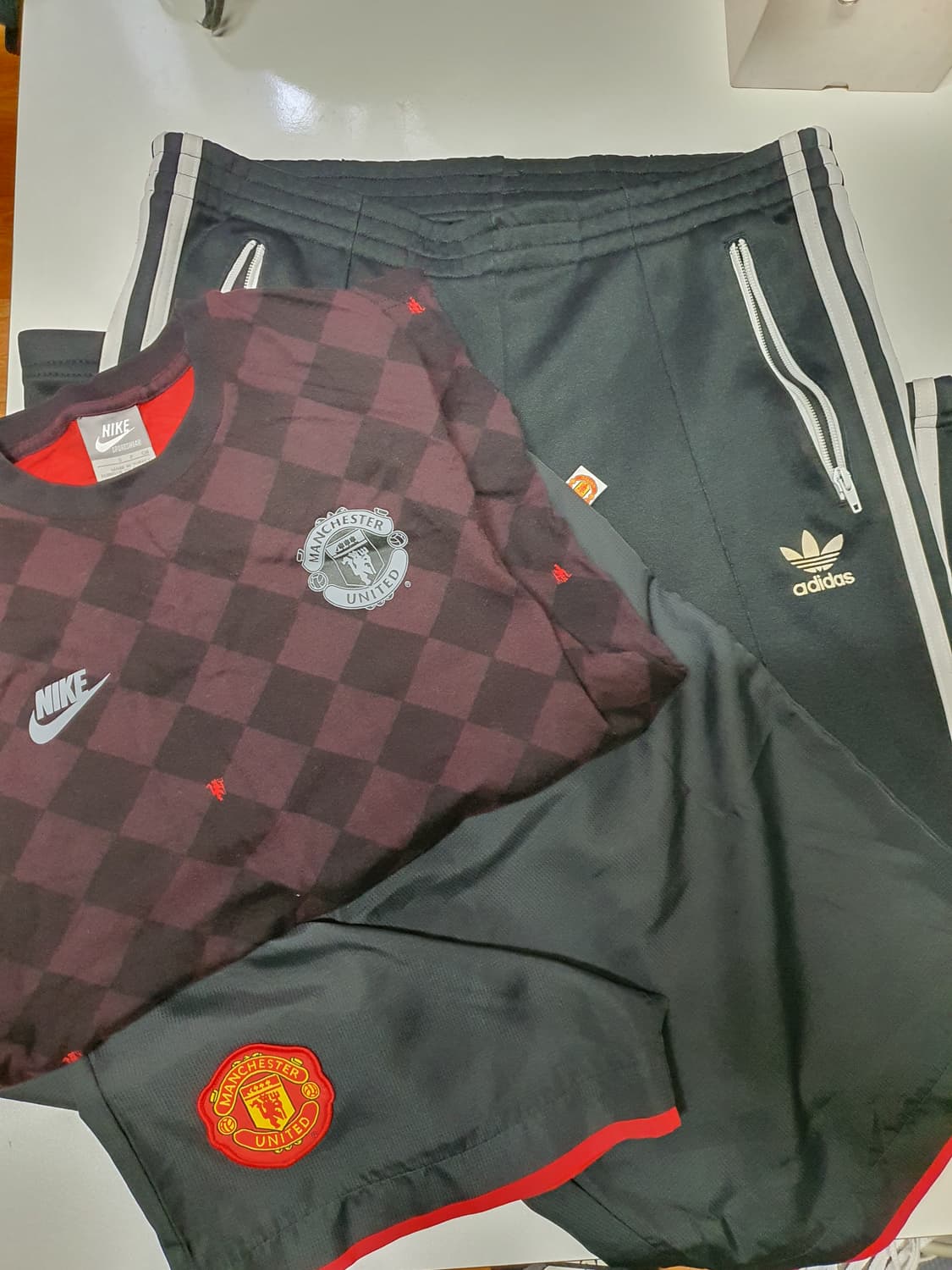 아디다스 팬츠 맨유 티셔츠 반바지 3종일괄 특가  상품이미지1