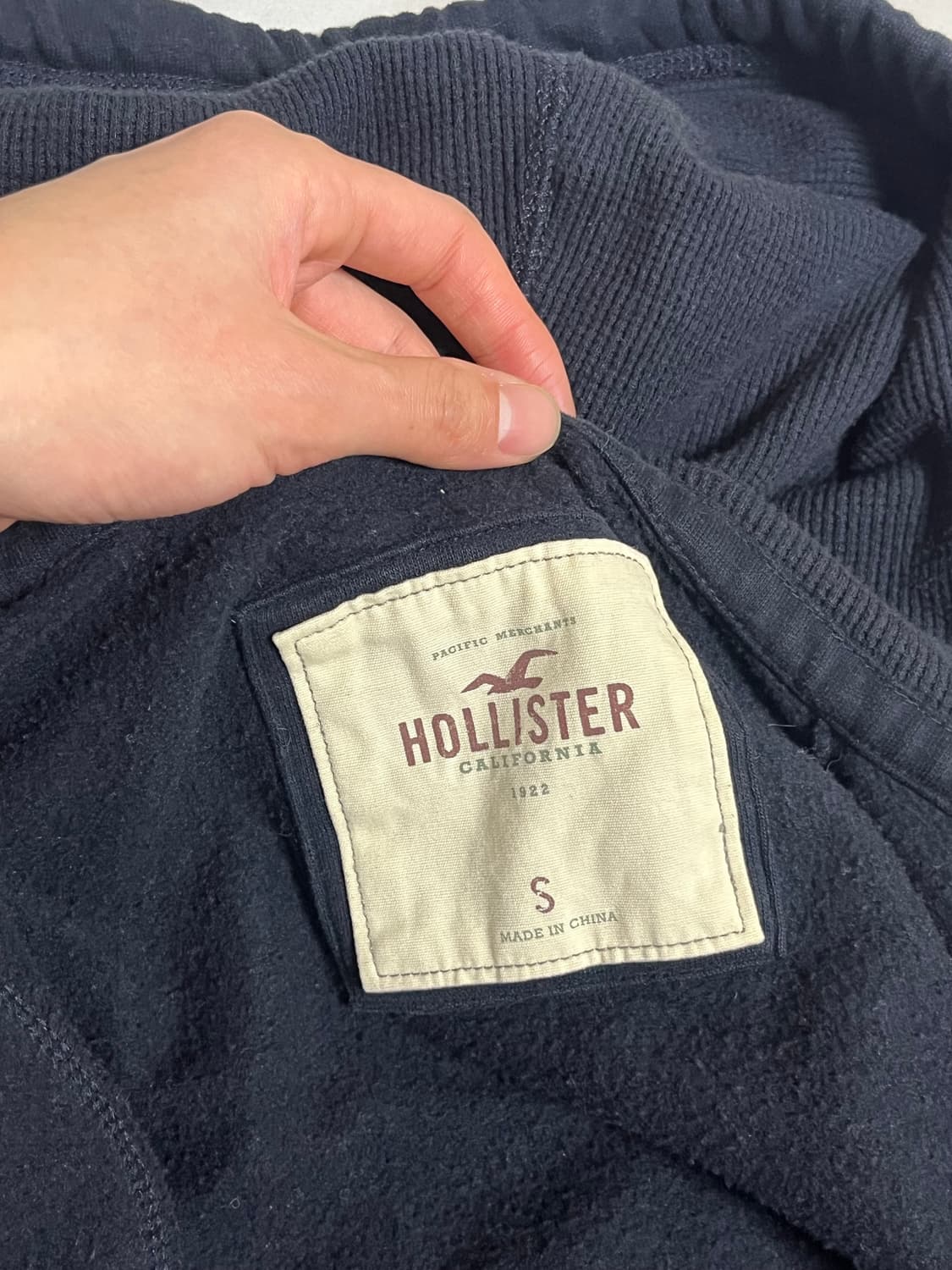 홀리스터 네이비 후드집업 S 상품이미지3