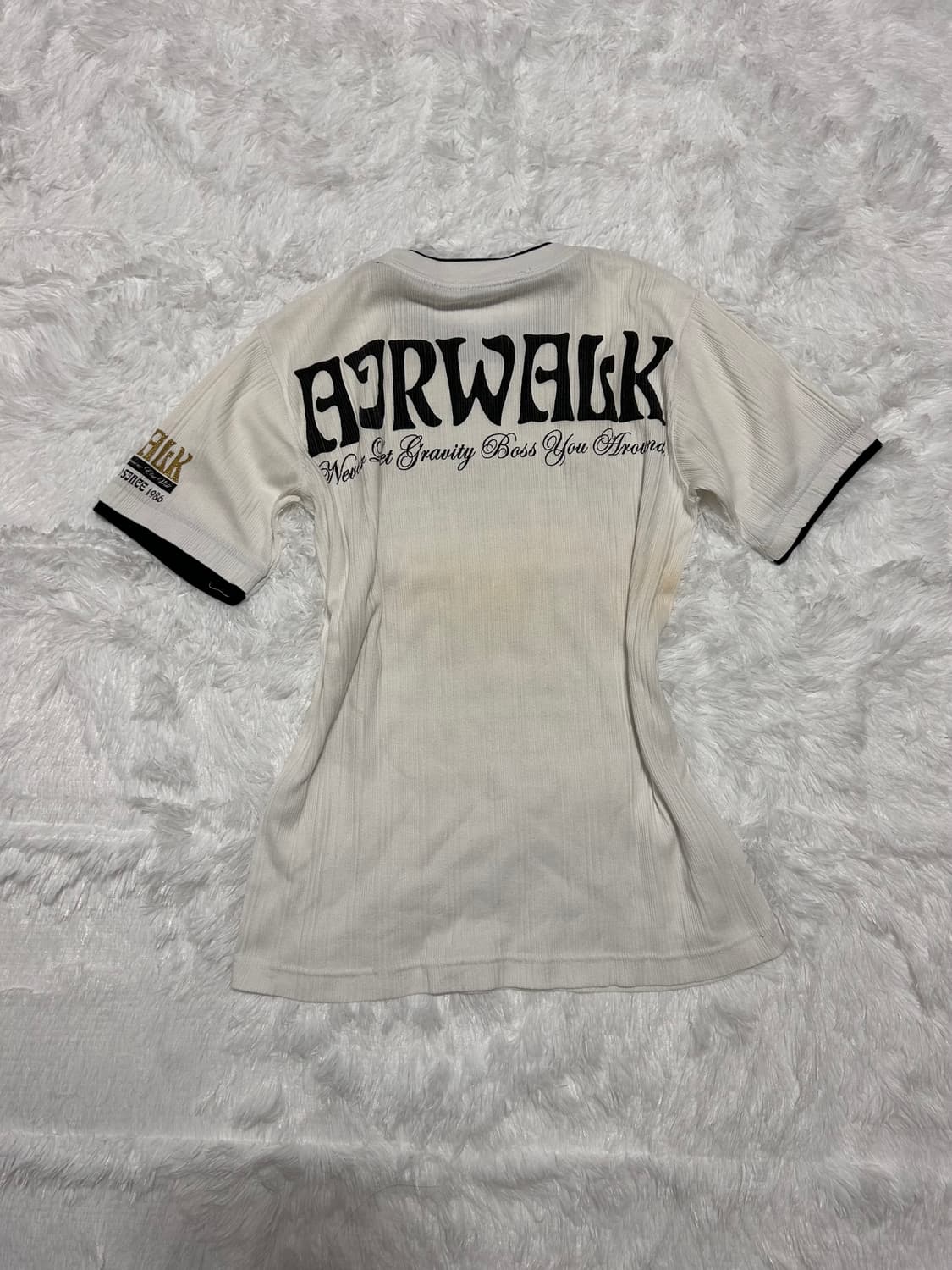 y2k gold lettering tee 상품이미지5